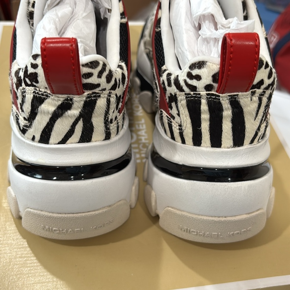 Michael Kors Red and Black Animal Print Sneakers size 6 - Picture 4 of 12